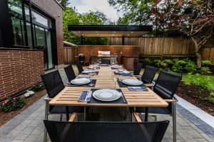 outdoor dining space with outdoor kitchen